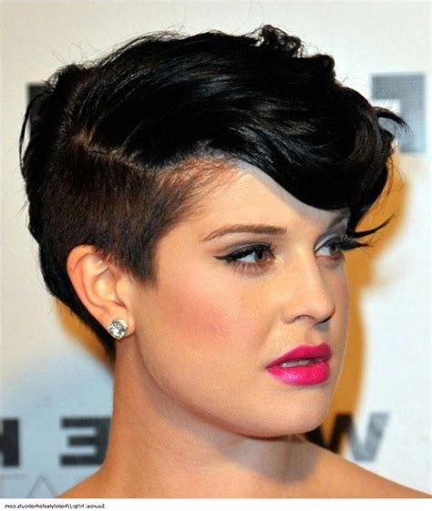 20 inspirations of short hairstyles for curvy women