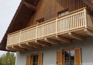 holzbalkon