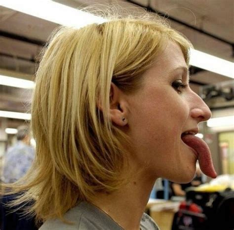 17 People With Very Long Tongues Barnorama
