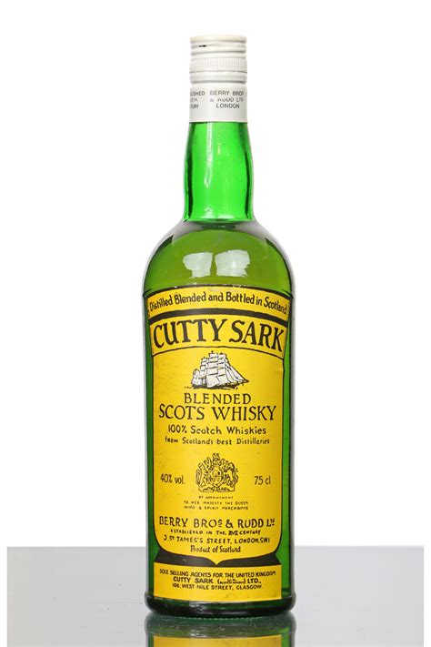 cutty sark blended scotch whisky cl  whisky auctions