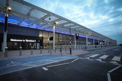 manchester airports  terminal