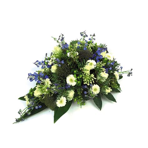 rouwstuk  druppelvorm  duoplant begrafenis bloemen bloemstukken witte bloemen