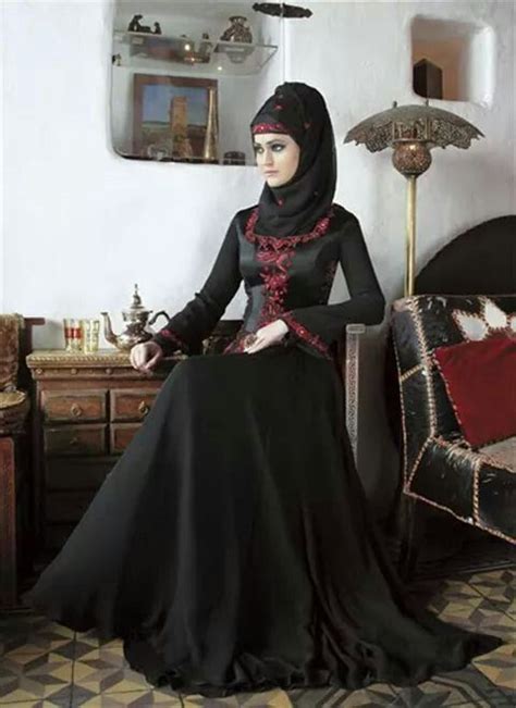 102 best abaya images on pinterest hijab styles abaya fashion and hijab fashion