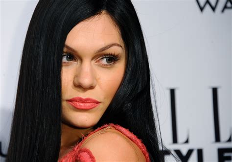 jessie j labels her bisexuality ‘a phase ‘i want to stop talking about it completely now and