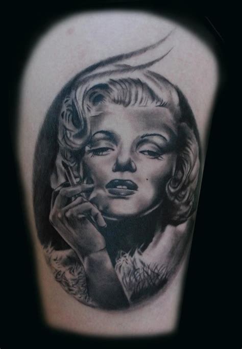 awesome very realistic black and white smoking merlin monroe portrait