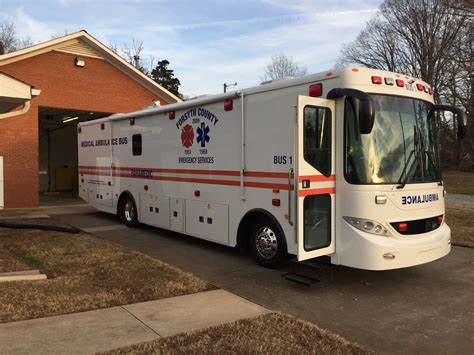 ambulance bus treats 31 for carbon monoxide poisoning