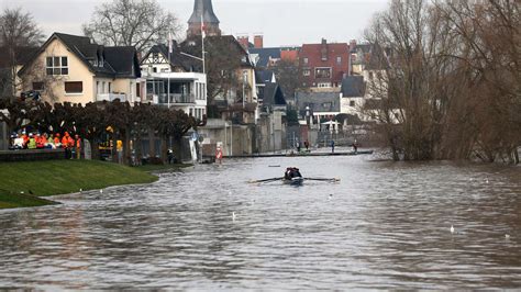unwetter chaos in deutschland hochwasser nach extremem regen