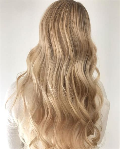 Dreamy Creamy Blonde Creamy Blonde Hair Color Long Hair Styles