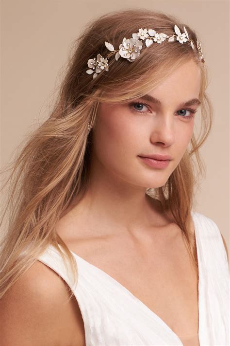 prettiest wedding hair accessory ideas stylecaster