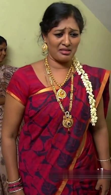 Tamil Hot Collections Priyamanaval Serial Actress Susila Hot Moments