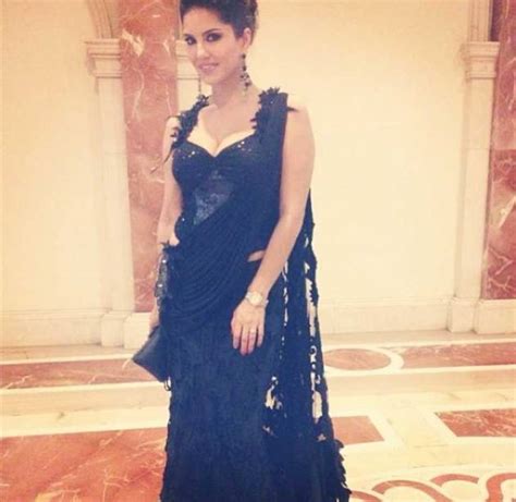 Sunny Leone Goes Ethnic 10 Times She Looked Gorgeous In A Sari