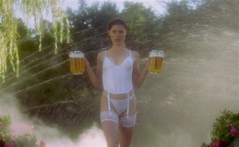 It S Friday—here Are Some Bare Babes Drinking Beer