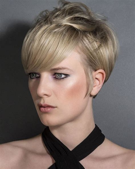 2018 pixie hairstyles for short hair and easy fast pixie hair cut image