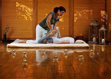 thai massage joint mobilization     pain study