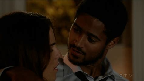 Alfred Enoch Karla Souza How To Get Away With Murder