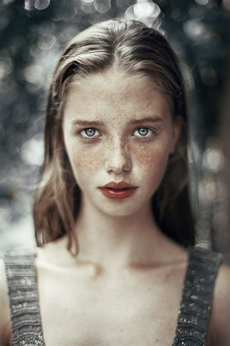 Model Face Portrait Freckles Jasmijn Kok Teen Hd Phone Wallpaper