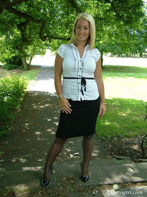 Office Girl In High Heels And Pantyhose Pic 15 Of Milf Shows Off Her