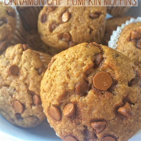 Cinnamon Chip Pumpkin Muffins Recipe In 2020 Cinnamon Chips
