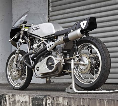 function over form seeley norton 750 by nyc norton racing bikes