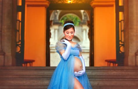 photographer transforms pregnant women into disney princesses
