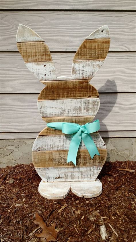 Bunny Made From Pallet Wood Easter Projects Wooden Easter Crafts