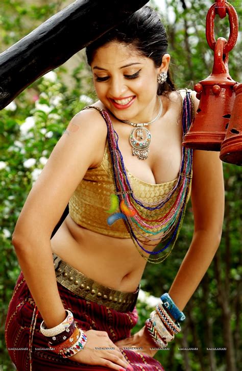 south actress poonam kaur