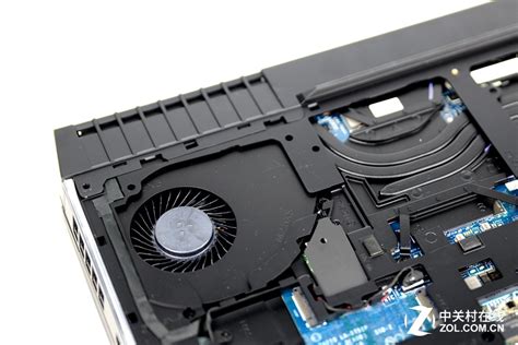 alienware   disassembly  ram ssd  hdd upgrade