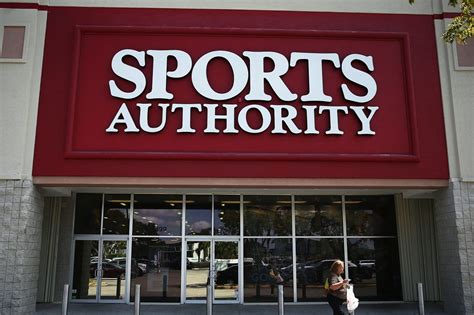 dick s sporting goods wins sports authority brand name in bankruptcy