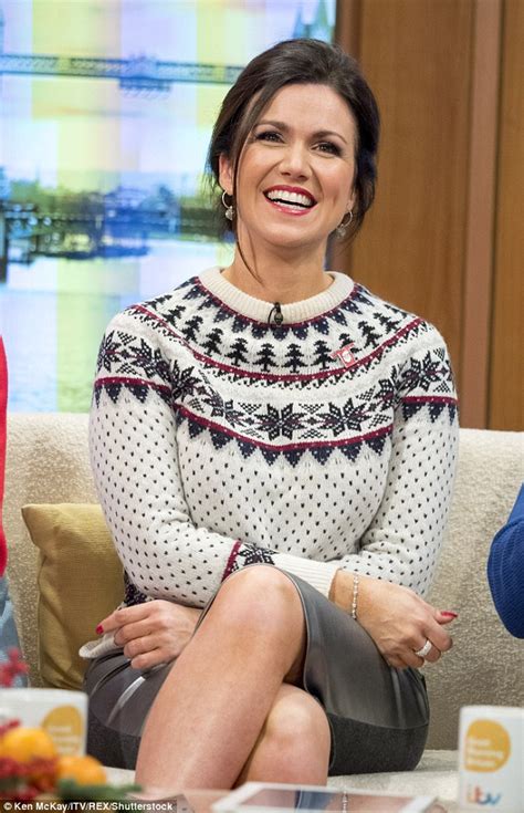 itv s lorraine kelly and susanna reid take part in national christmas