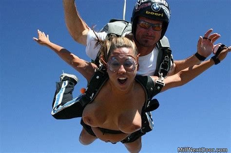 these milfs are out of their minds skydiving naked pichunter