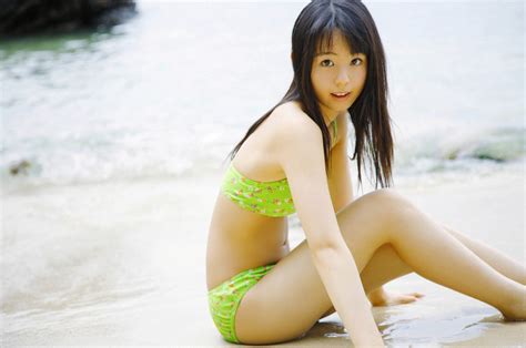 Girlz Pic Rina Koike Red And Green