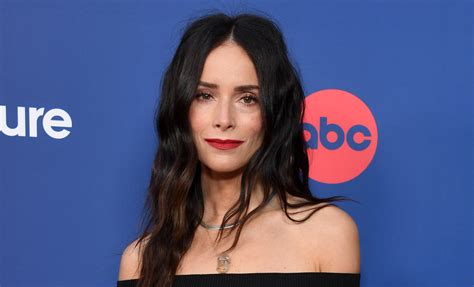 Abigail Spencer Gets Personal About The Hardest Year Of Her Life In
