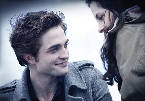 Twilight Stills Robert Pattinson And Kristen Stewart Photo