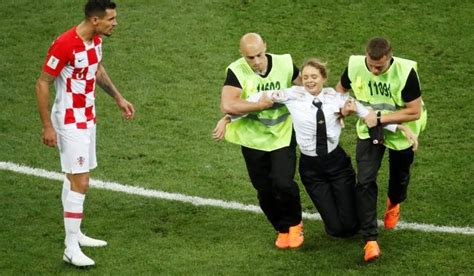 anti kremlin group pussy riot claims responsibility for world cup final