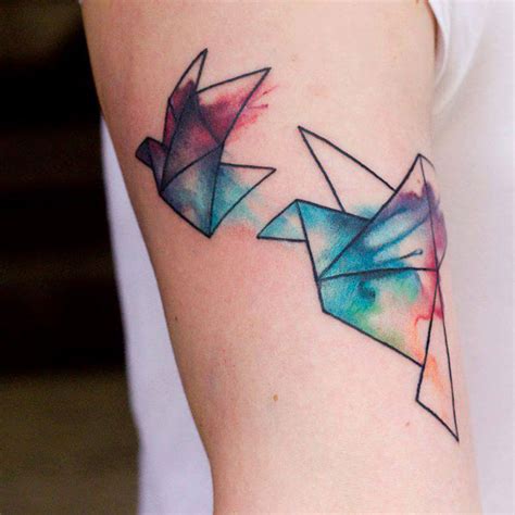 17 Beautiful Tattoos That Look As If Painted On The Body