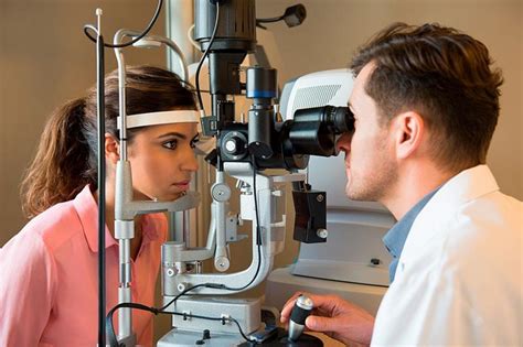 understanding  importance  eye care  optometrists health blog centre info