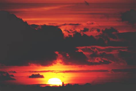 무료 이미지 잔광 아침에 붉은 하늘 일몰 해돋이 구름 빨간 수평선 저녁 황혼 주황색 대기 현상 태양