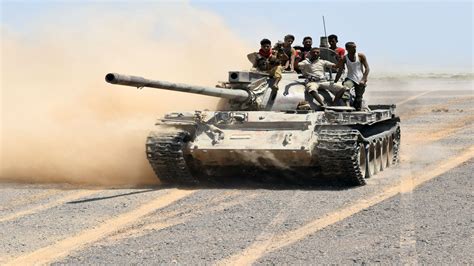 yemen forces prepare assault  rebels  bab al mandab