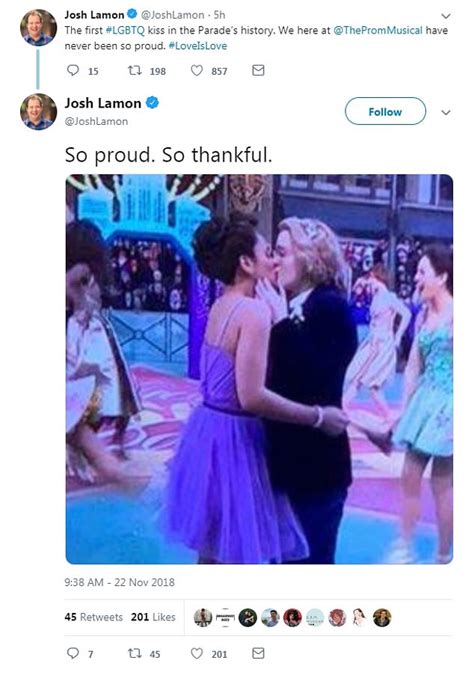 Macy S Thanksgiving Day Parade Includes First Same Sex Kiss For