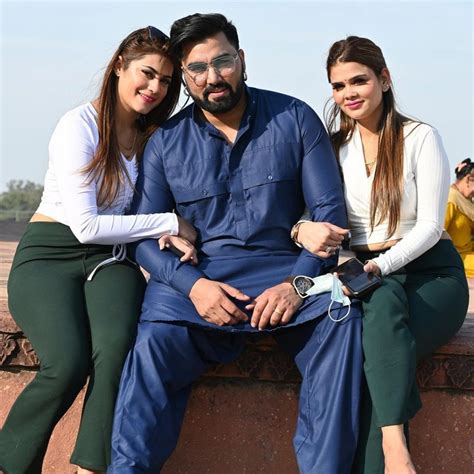 armaan malik  instagram star breaking  law  marrying  women    hindu