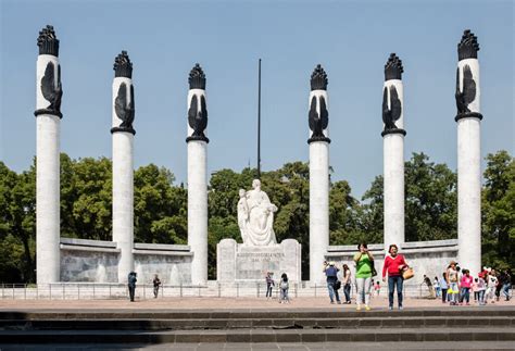 El Bosque De Chapultepec Ayer Y Hoy Una Historia De Más De 100 Años