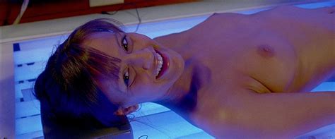 Naked Crystal Lowe In Final Destination 3