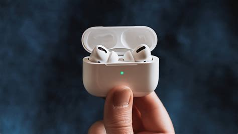 lost mode  finally   save  airpods pro  airpods max phonearena