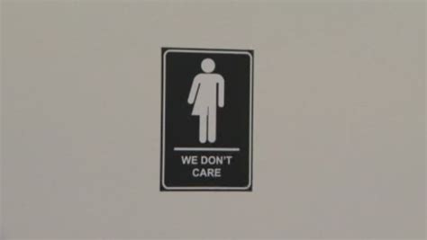 Canadian National Exhibition Unveils Gender Neutral Washrooms Signage