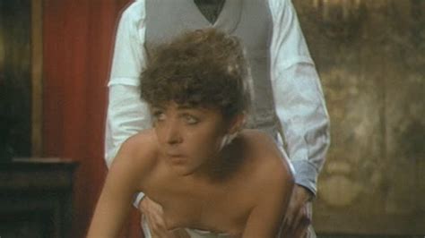 naked anne bennent in swann in love
