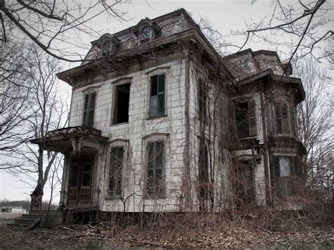 americas  scariest real life haunted houses business insider