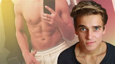quiz can you guess the youtuber from his abs we the