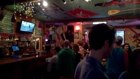 Drunk Girl Dancing At Bar Porn Galleries