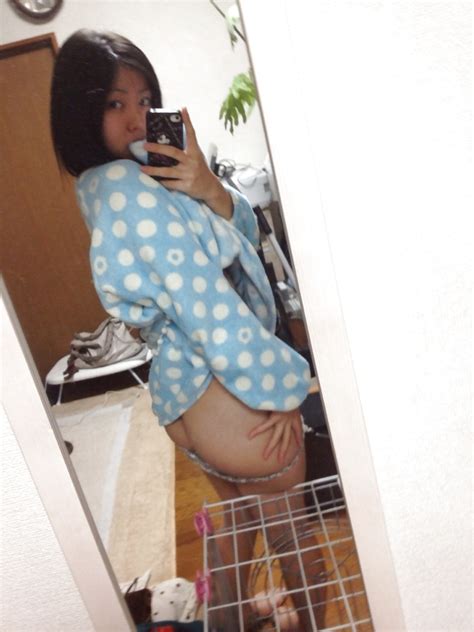 really beautiful japanese schoolgirl s naked selfies 21