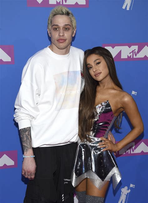 Ariana Grande Relationship History Big Sean Mac Miller And Her